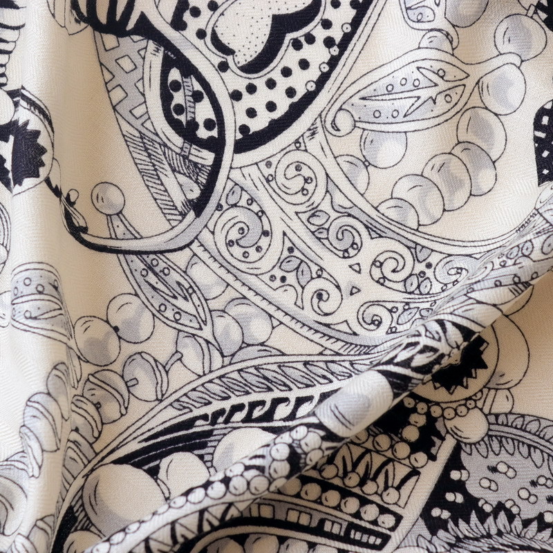 Silk Wool Scarf 135CM Luxury D - Winter Clothing Hong Kong ulasan dan harga